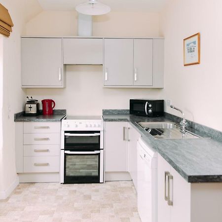 Incheoch Farm Cottage Kilry Екстериор снимка