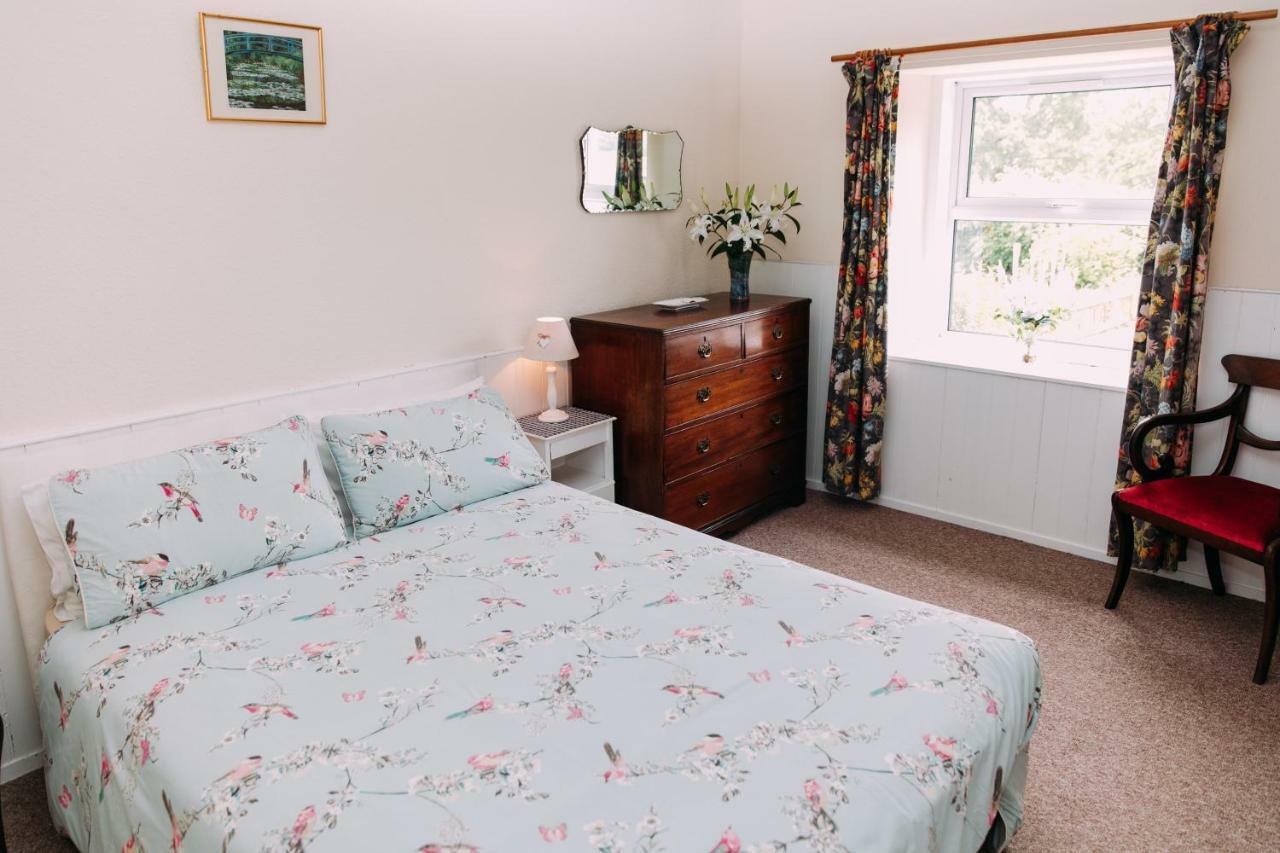 Incheoch Farm Cottage Kilry Екстериор снимка