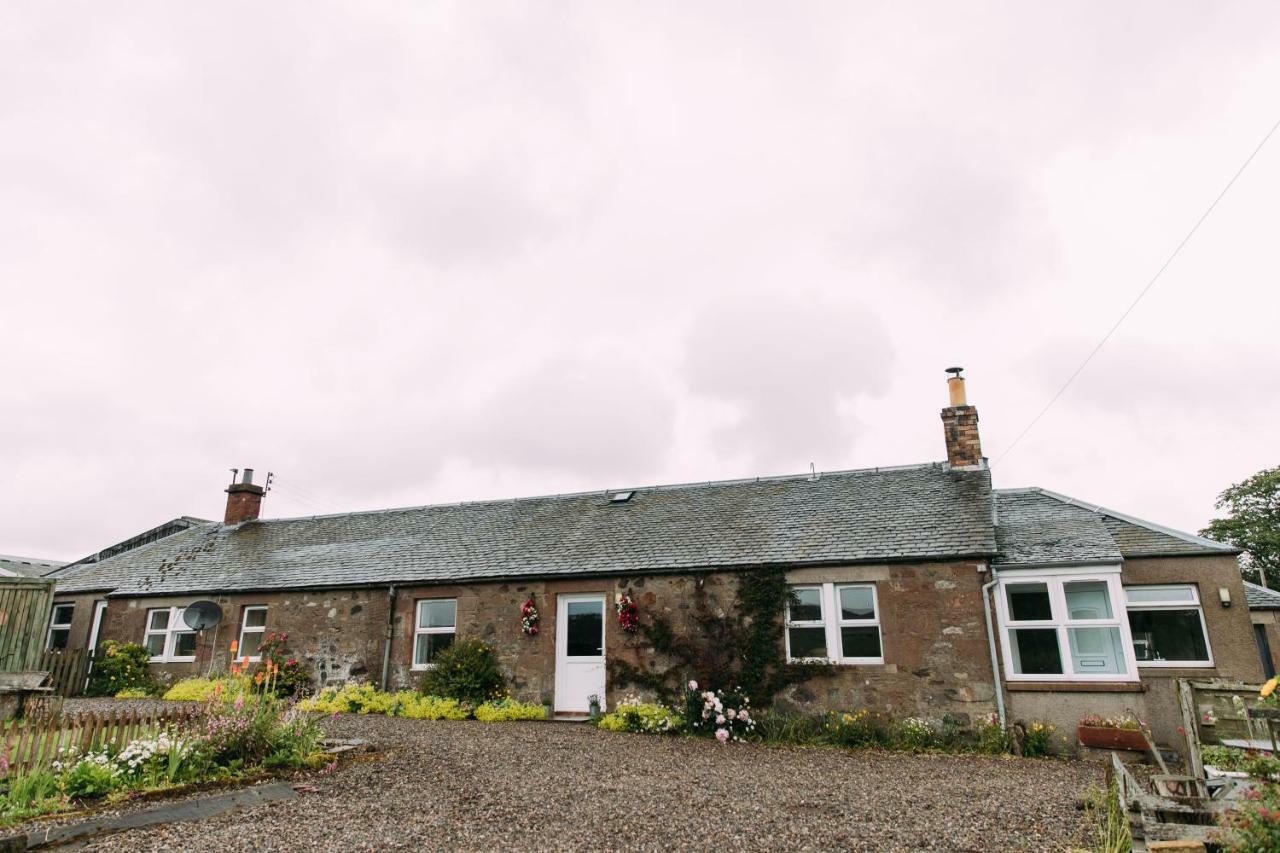 Incheoch Farm Cottage Kilry Екстериор снимка